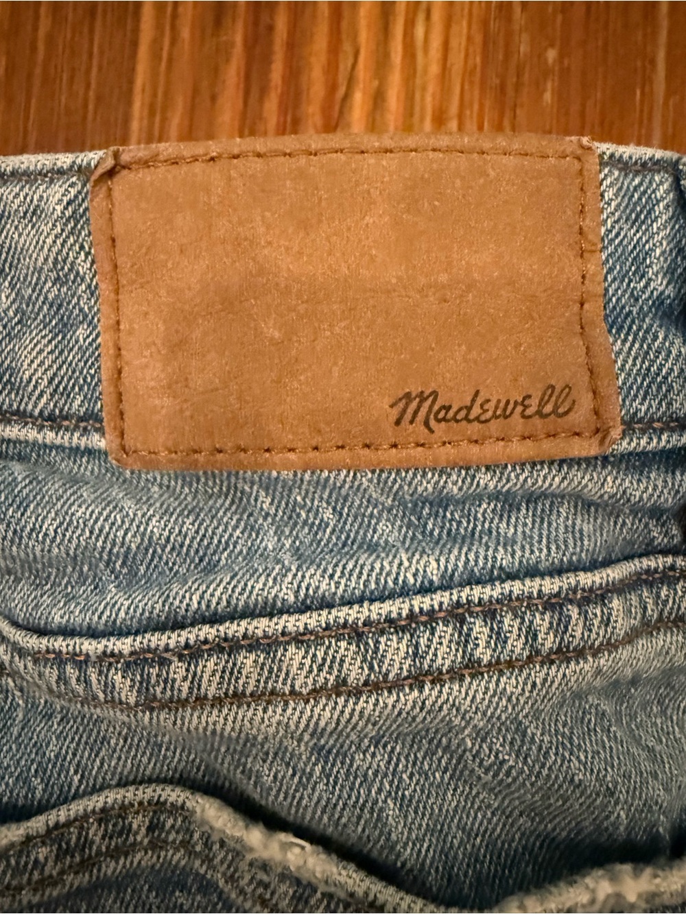 Madewell Curvy 90’s Straight Jeans Petite